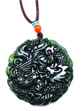 Collier avec pendentif en