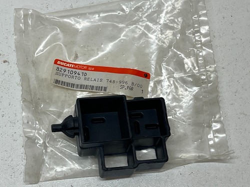 Ducati batterie box mount - batterie,