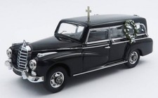 Rio 4769 Mercedes 300 D Hearse