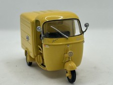 UH 1/43 VESPA AC4T Triporteur
