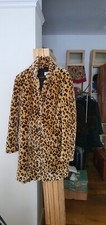 Manteau léopard neuf taille 38