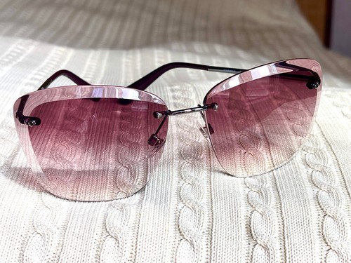 Superbe lunette chanel rose - chanel,