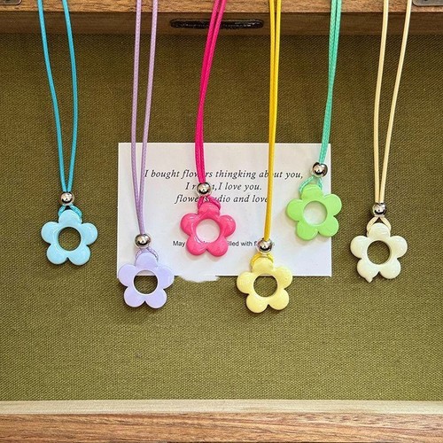 Collier breloques forme - collier,