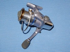 Moulinet toupie Daiwa Emblem-S