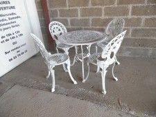 ANCIEN SALON DE JARDIN EN