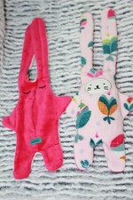 DOUDOU CATIMINI LAPIN ROSE FUSHIA RADIS BLEU VERT lot de  2