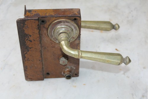 Massive serrure ancienne - ,