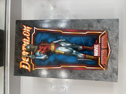 Bowen deathlok statue full - deathlok,