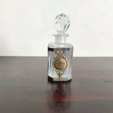 Flacon De Parfum Vintage