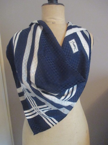 Foulard carré yves saint - foulard,