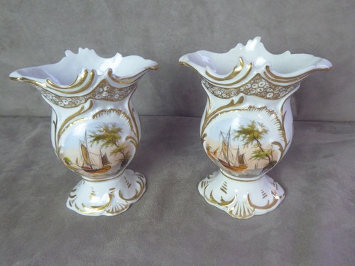 Jolie paire petits vases en - vases,