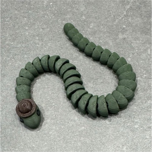 Chenille verte articulé - , en
