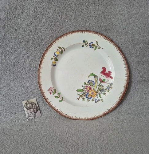Ancienne assiette décor vieux