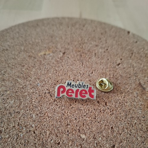 Pin meubles peret pins - pin’s,