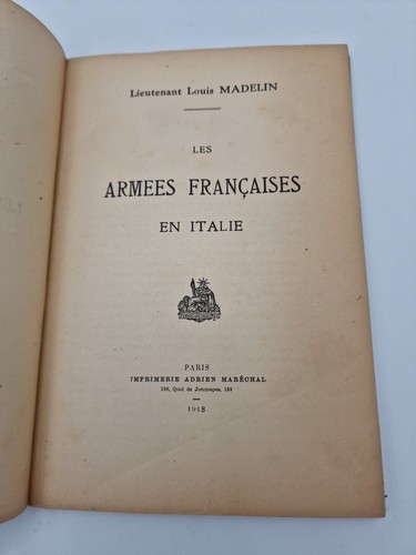Livre sur les armees - sur,