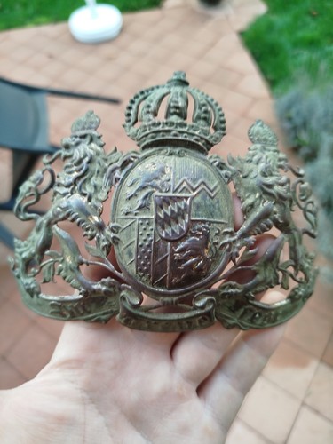 Plaque casque pointe - plaque,