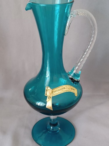 Pichet sur socle - en, verre