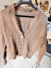 LOT UN  PULL EN V ET 2 GILETS