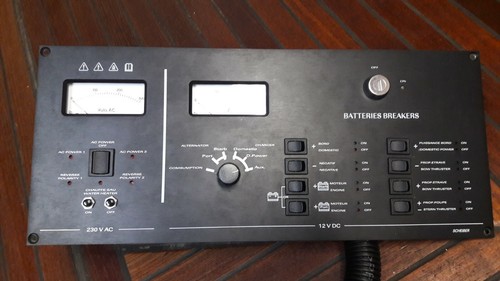 Tableau électrique 230v 12v - +,