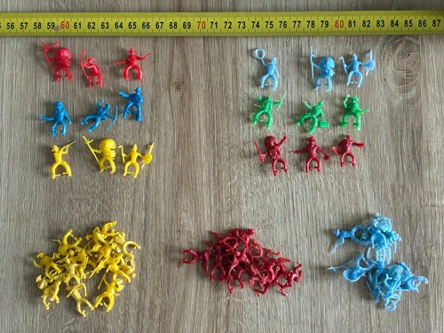 Lots plusieurs figurines - plusieurs,