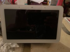 google next hub blanc et gris