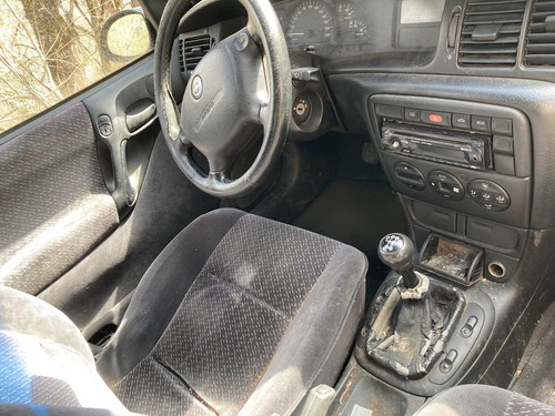 Opel vectra pour pieces - opel,