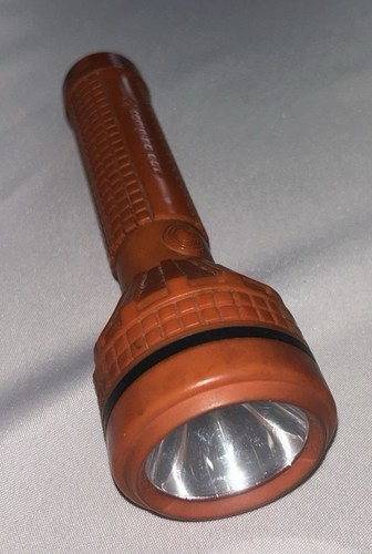 Ancienne lampe torche en - lampe,