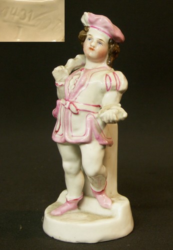 19èm élégante figurine - aa,