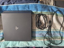 Playstation 4 Pro + manette +