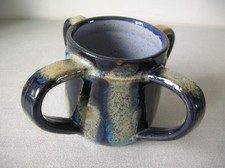 Grande chope mug tasse 4 anses en grès signée 10 cm