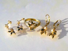 BEAU PETIT LOT DE BIJOUX