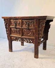 Table d'Autel Chinoise