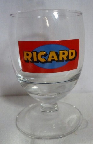 Verre ballon ricard logo - un,