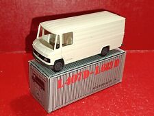 FOURGON MERCEDES L407D L613D Blanc 1/50 cursor modell