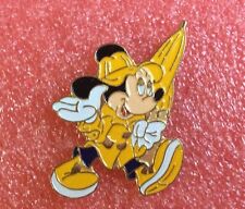 T08 Pins WALT DISNEY Mickey Mouse en CIRE DE MARIN Jaune Bretagne Lapel Pin