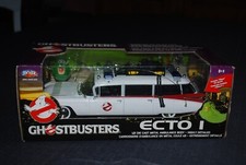 ERTL GHOSTBUSTERS ECTO 1 SCALE