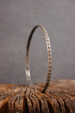 Bracelet jonc ouvragé à