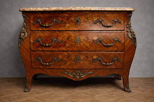 Commode galbée style louis - commode, xv