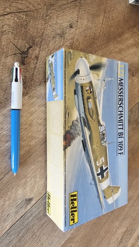 Maquette avion heller - , 1/72