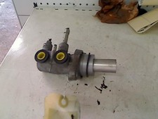 Maitre cylindre (freinage)