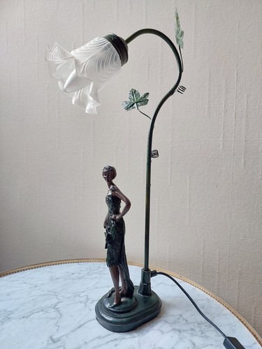 Lampe style art nouveau statue - art,