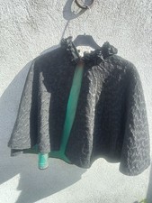 Vêtement Ancien Femme Cape 19