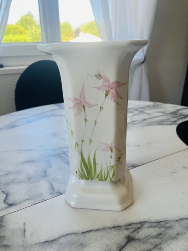 Très joli vase - , porcelaine