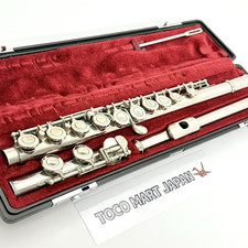 YAMAHA YFL-211 Flute Silver