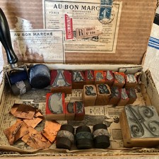 MERCERIE ANCIENNE: 16  anciens MONOGRAMMES: A,C,H,L- FESTONNEUR,POCHOIRS,FESTONS