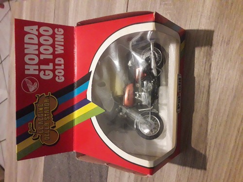 Maquette moto honda gl1000 - moto,