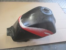 Réservoir d'essence pour