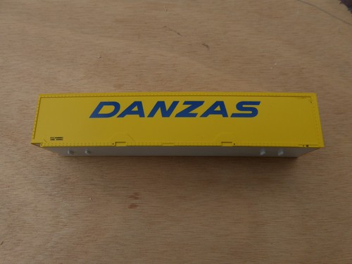 Container pieds danzas - "danzas", de