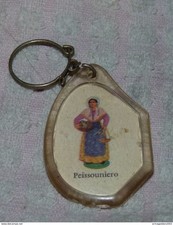B6 / OLD KEYCHAIN INCLUSION FISHMONGER PEISSOUNIERO PRIOR BISCUIT