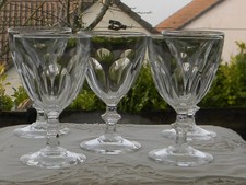 5 verres à vin blanc ou porto